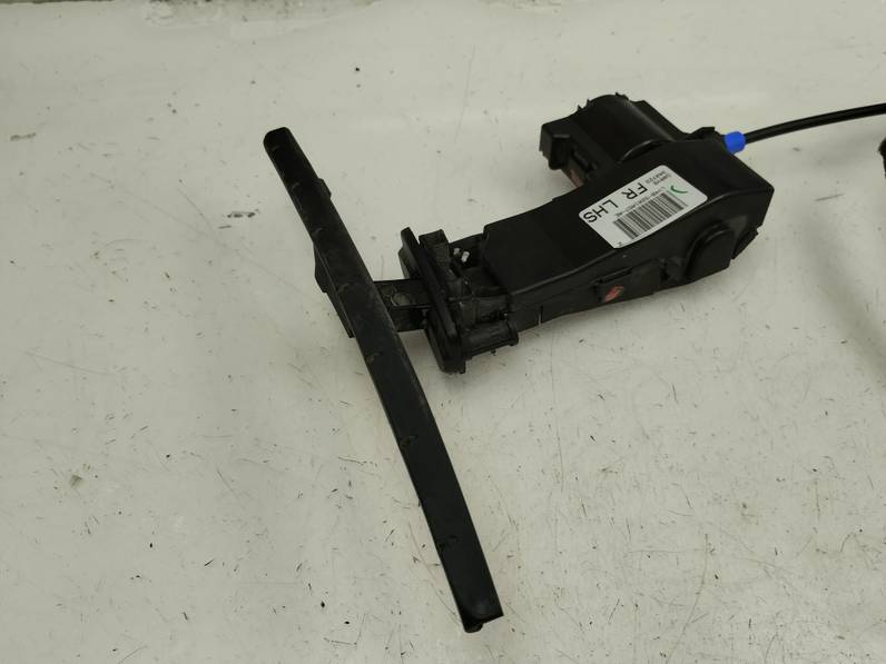 RETENEDOR PUERTA FORD KUGA 2023 1.5 ECOBOOST (150 CV)