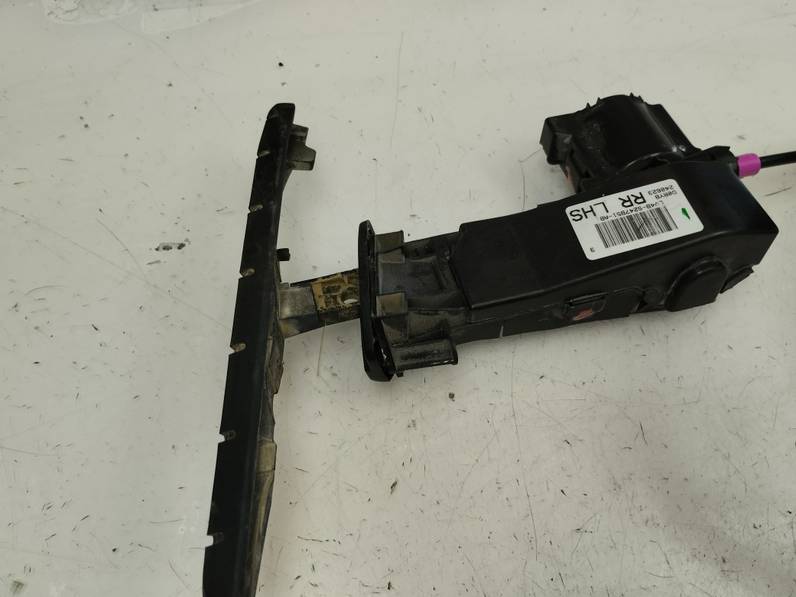 RETENEDOR PUERTA FORD KUGA 2023 1.5 ECOBOOST (150 CV)