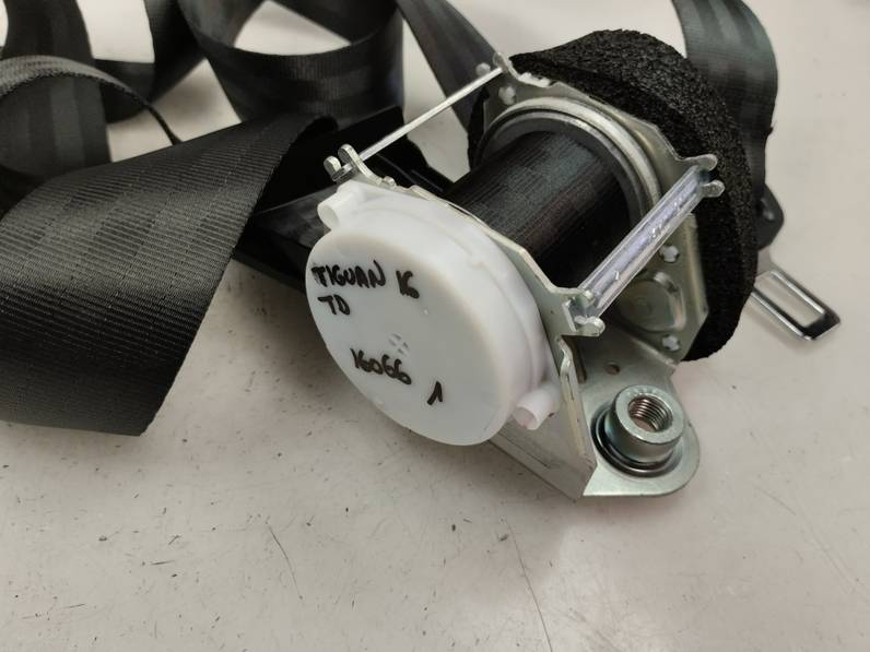 CINTURON SEGURIDAD TRASERO DERECHO VOLKSWAGEN TIGUAN 2016 2.0 TDI (110 CV)