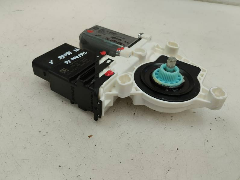 MOTOR ELEVALUNAS TRASERO IZQUIERDO VOLKSWAGEN TIGUAN 2016 2.0 TDI (110 CV)