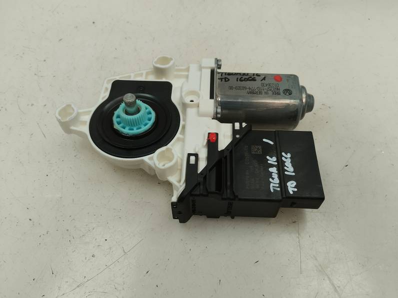 MOTOR ELEVALUNAS TRASERO DERECHO VOLKSWAGEN TIGUAN 2016 2.0 TDI (110 CV)