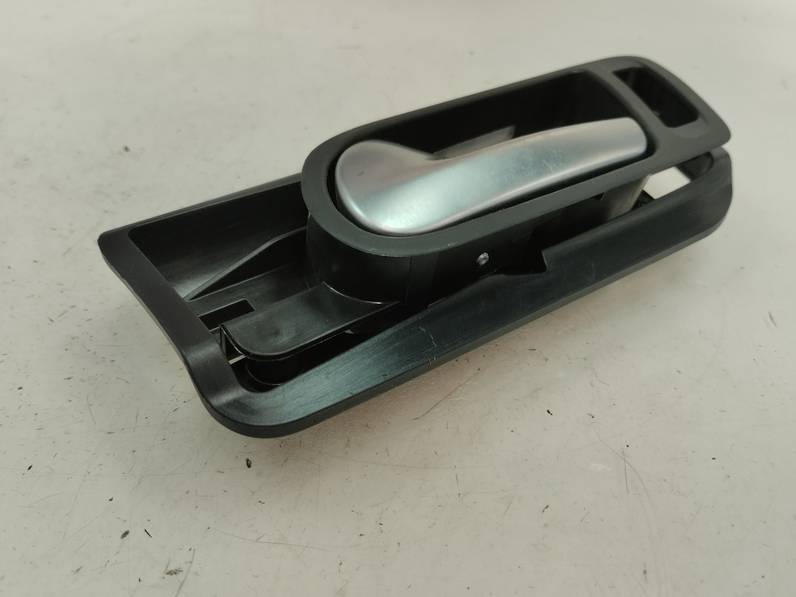 MANETA INTERIOR DELANTERA IZQUIERDA VOLKSWAGEN TIGUAN 2016 2.0 TDI (110 CV)