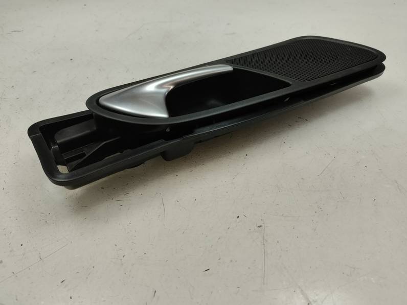 MANETA INTERIOR TRASERA DERECHA VOLKSWAGEN TIGUAN 2016 2.0 TDI (110 CV)