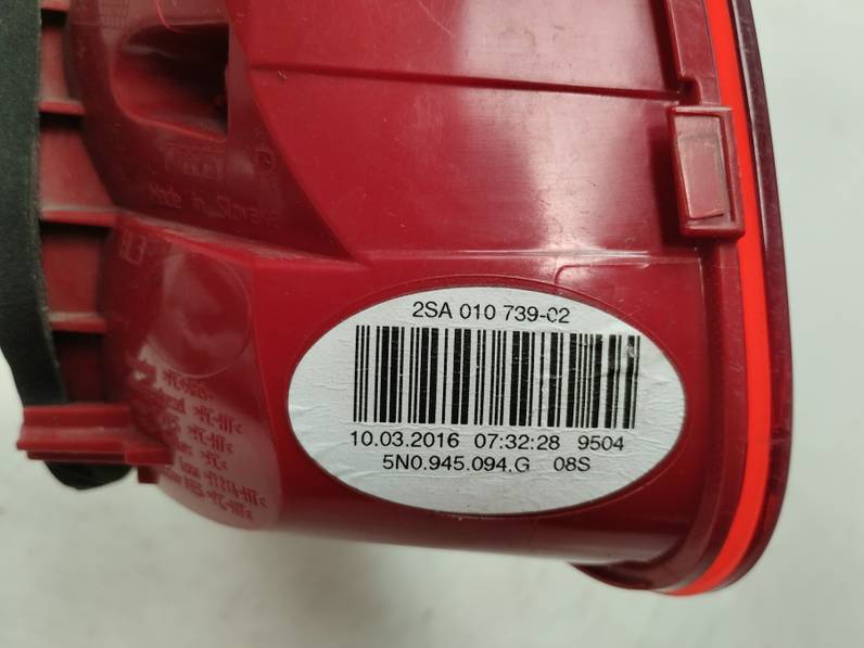 PILOTO TRASERO DERECHO INTERIOR VOLKSWAGEN TIGUAN 2016 2.0 TDI (110 CV)