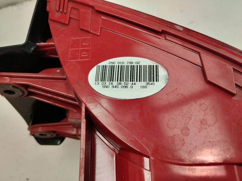 PILOTO TRASERO DERECHO VOLKSWAGEN TIGUAN 2016 2.0 TDI (110 CV)