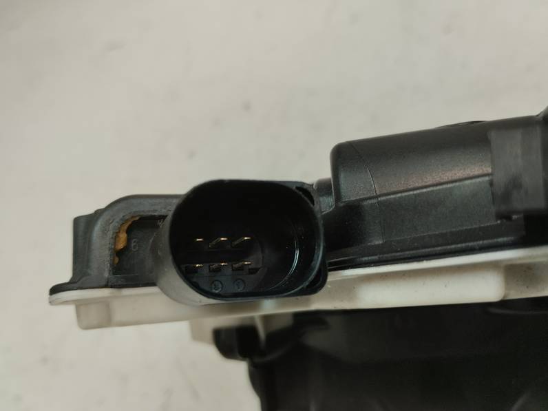 CERRADURA PUERTA TRASERA DERECHA VOLKSWAGEN TIGUAN 2016 2.0 TDI (110 CV)