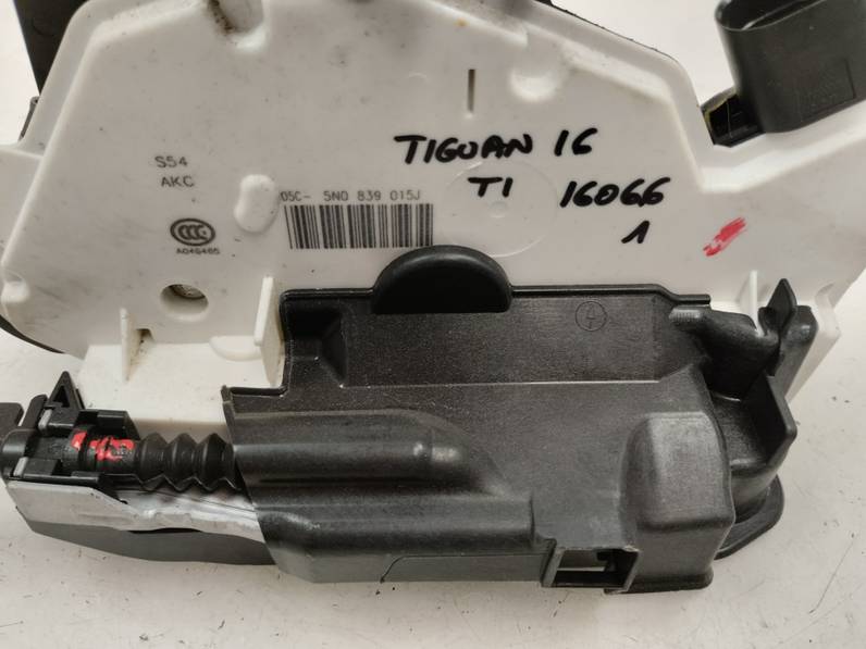 CERRADURA PUERTA TRASERA IZQUIERDA VOLKSWAGEN TIGUAN 2016 2.0 TDI (110 CV)