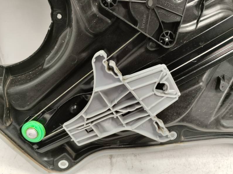 ELEVALUNAS TRASERO IZQUIERDO VOLKSWAGEN TIGUAN 2016 2.0 TDI (110 CV)