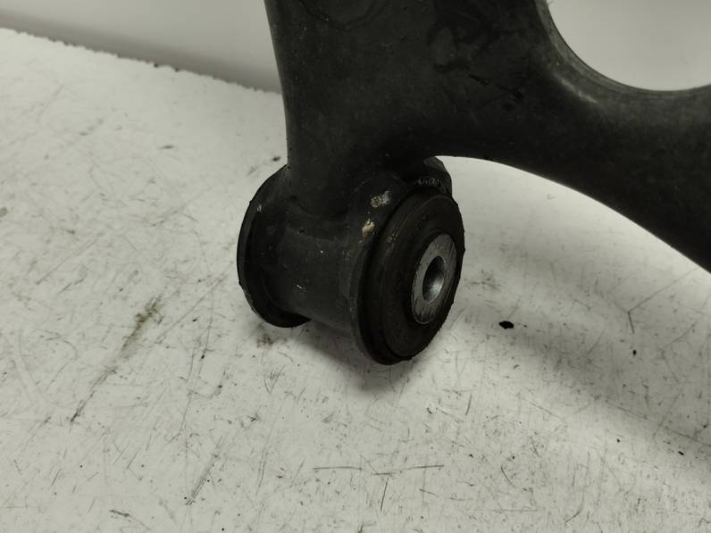 BRAZO SUSPENSION INFERIOR DELANTERO DERECHO VOLKSWAGEN TIGUAN 2016 2.0 TDI (110 CV)