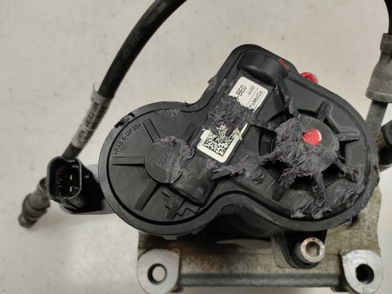 PINZA FRENO TRASERA DERECHA FORD KUGA 2023 1.5 ECOBOOST (150 CV)