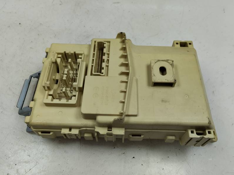 CAJA RELES FUSIBLES HYUNDAI I20 2023 1.0 TGDI (101 CV)