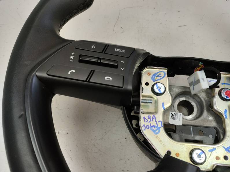 VOLANTE HYUNDAI I20 2023 1.0 TGDI (101 CV)