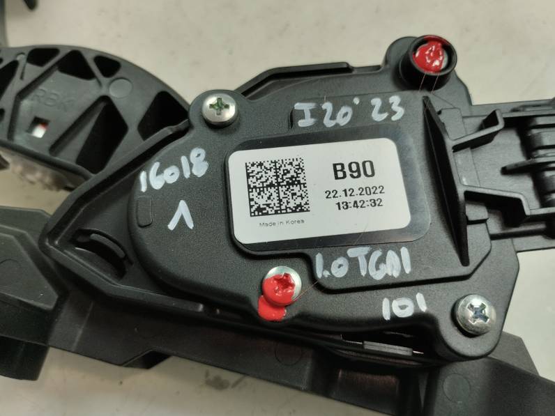 POTENCIOMETRO PEDAL HYUNDAI I20 2023 1.0 TGDI (101 CV)