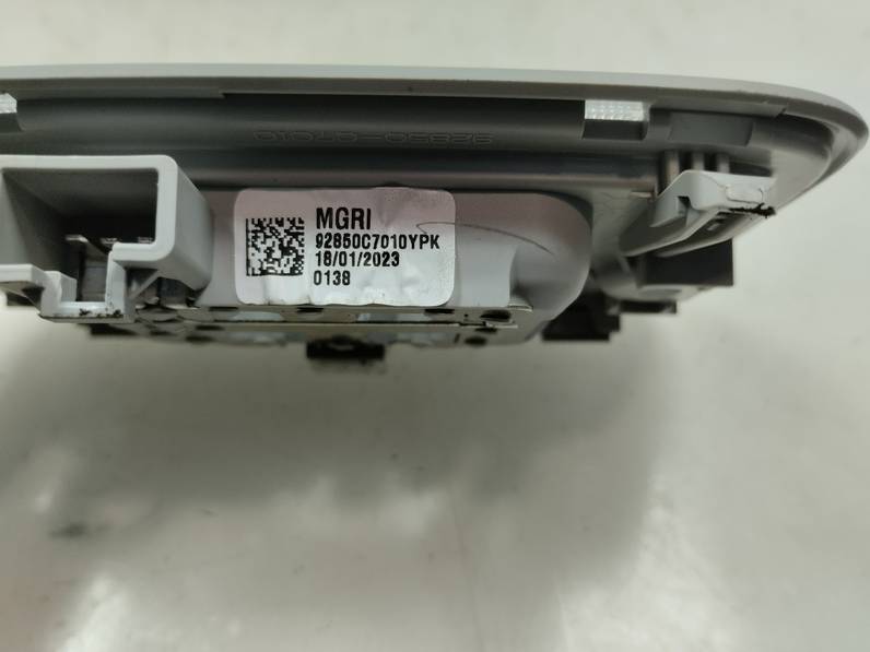 LUZ INTERIOR HYUNDAI I20 2023 1.0 TGDI (101 CV)