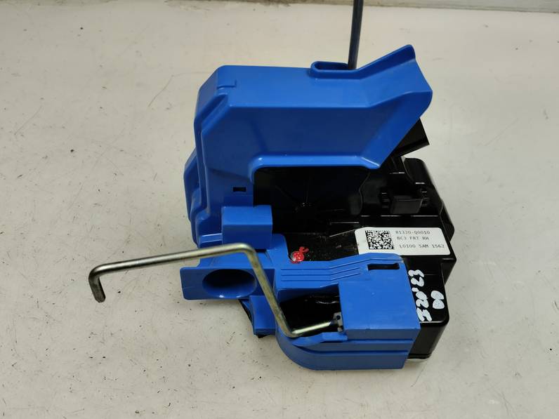 CERRADURA PUERTA DELANTERA DERECHA HYUNDAI I20 2023 1.0 TGDI (101 CV)