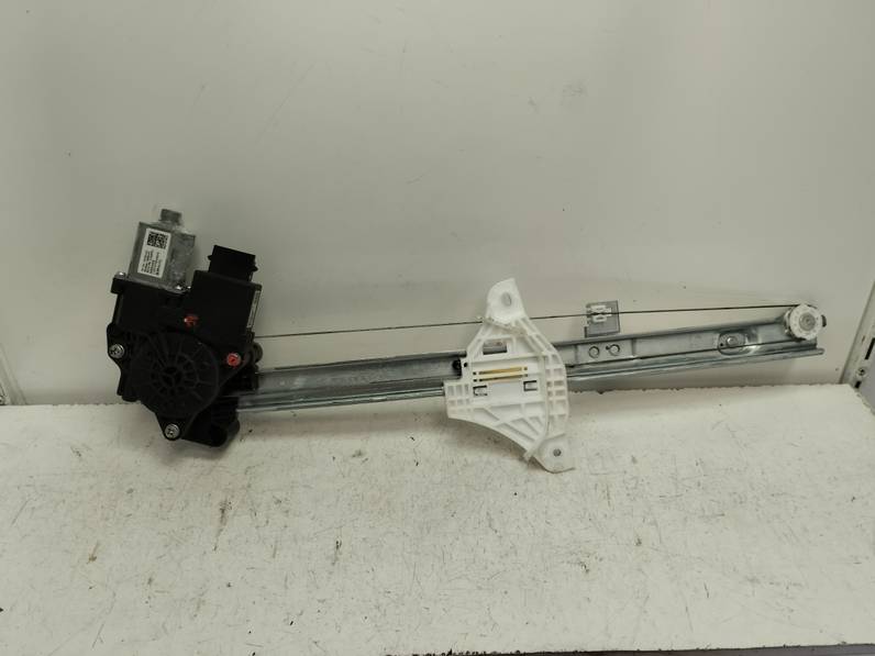 ELEVALUNAS DELANTERO IZQUIERDO HYUNDAI I20 2023 1.0 TGDI (101 CV)