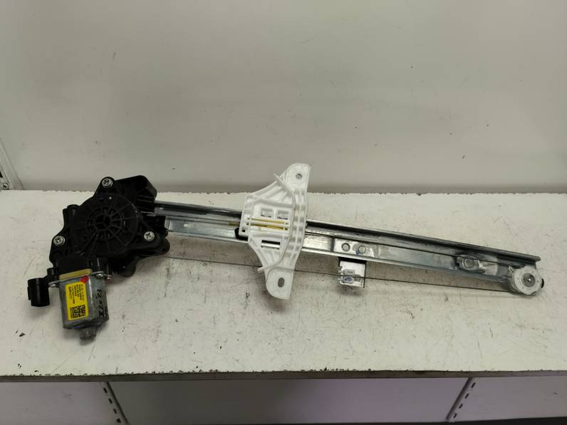 ELEVALUNAS TRASERO DERECHO HYUNDAI I20 2023 1.0 TGDI (101 CV)