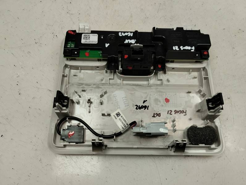 LUZ INTERIOR FORD FOCUS 2021 1.0 ECOBOOST (125 CV)