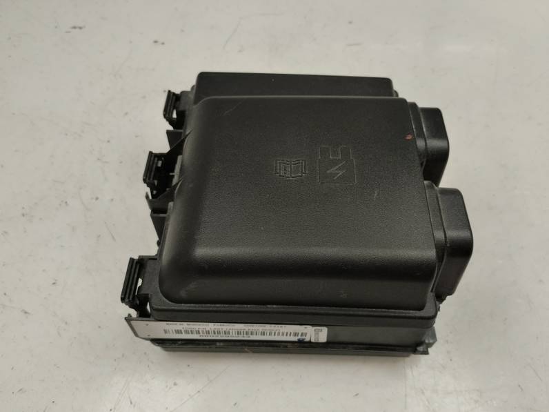 CAJA RELES FUSIBLES FORD FOCUS 2021 1.0 ECOBOOST (125 CV)