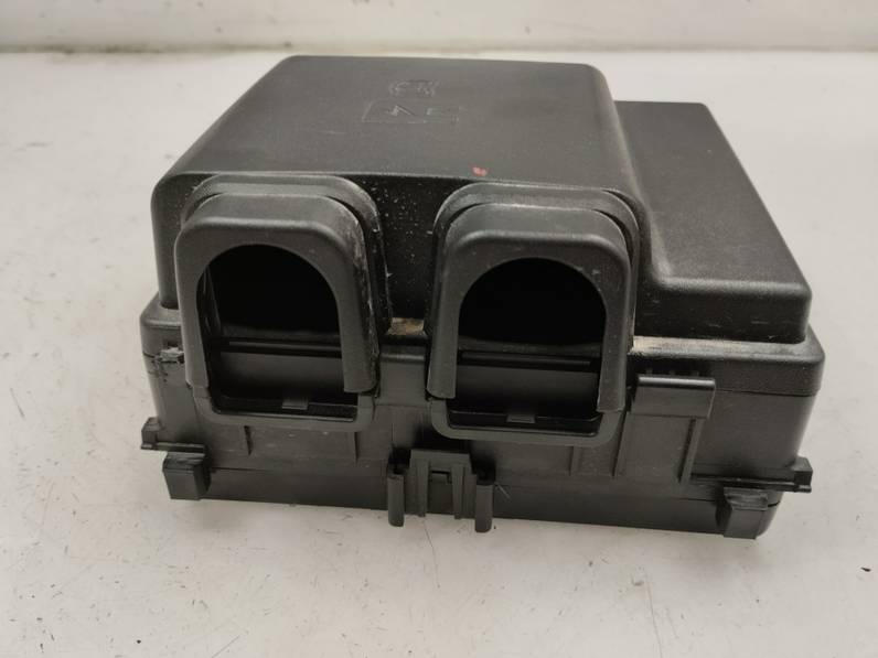 CAJA RELES FUSIBLES FORD FOCUS 2021 1.0 ECOBOOST (125 CV)