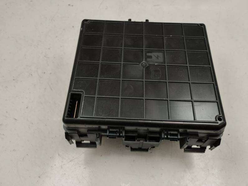 CAJA RELES FUSIBLES FORD FOCUS 2021 1.0 ECOBOOST (125 CV)