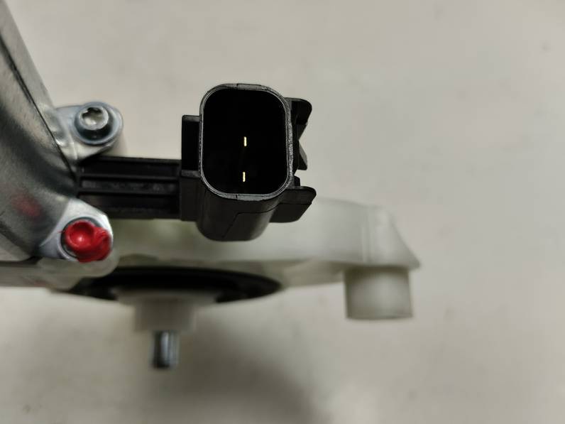 MOTOR ELEVALUNAS TRASERO DERECHO FORD FOCUS 2021 1.0 ECOBOOST (125 CV)