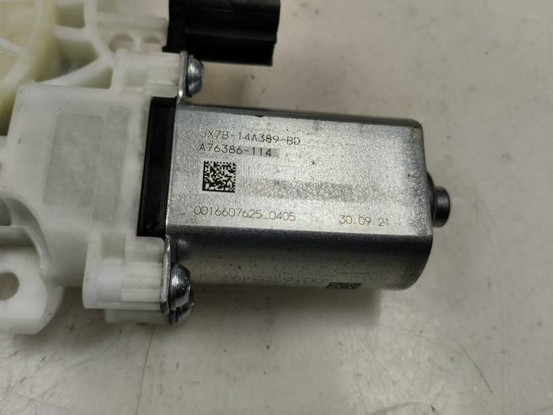 MOTOR ELEVALUNAS TRASERO DERECHO FORD FOCUS 2021 1.0 ECOBOOST (125 CV)