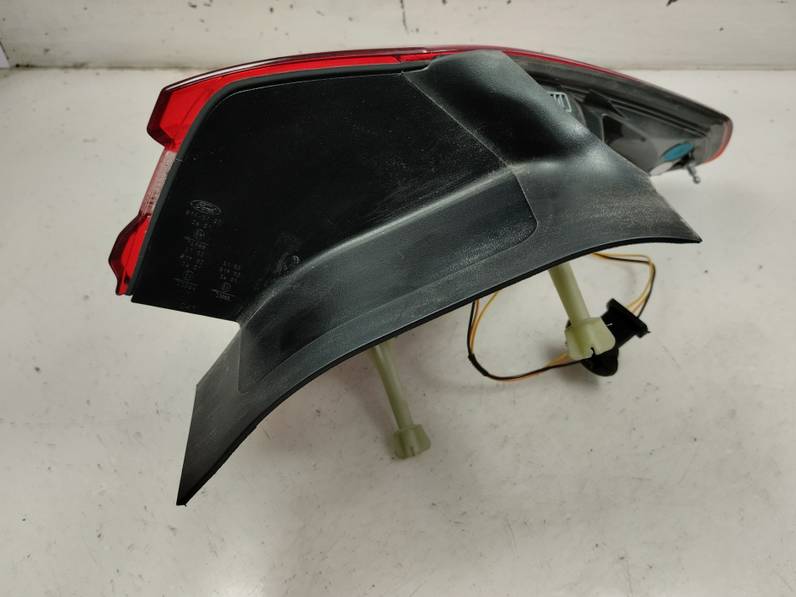 PILOTO TRASERO IZQUIERDO FORD FOCUS 2021 1.0 ECOBOOST (125 CV)