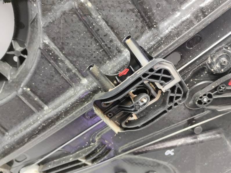 ELEVALUNAS TRASERO IZQUIERDO FORD FOCUS 2021 1.0 ECOBOOST (125 CV)