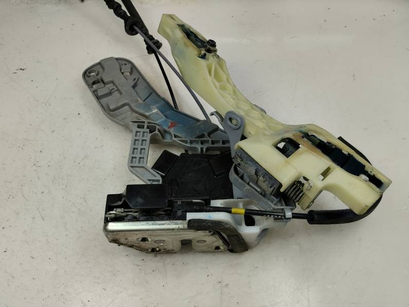 CERRADURA PUERTA TRASERA IZQUIERDA HYUNDAI ELANTRA 2012 1.6 (132 CV)