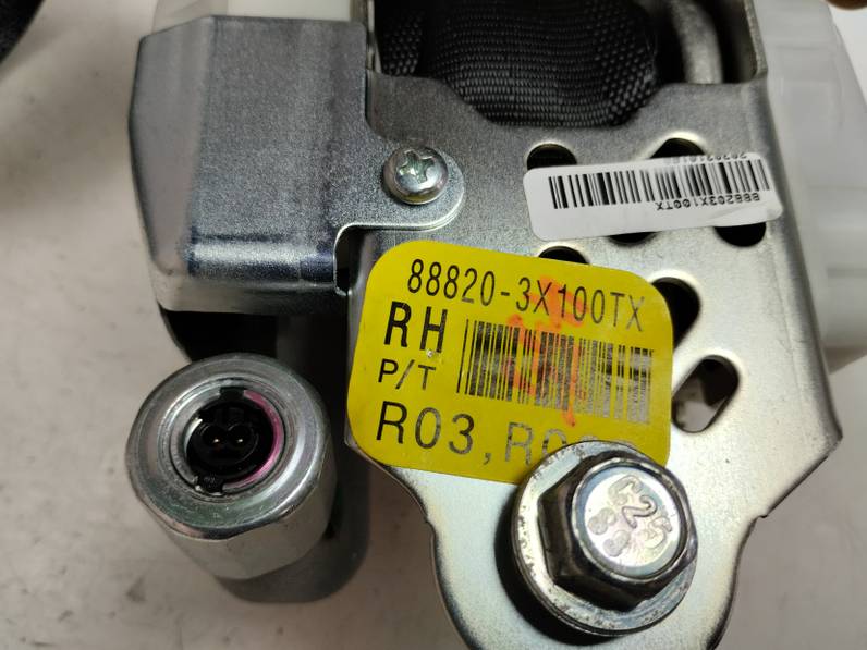 CINTURON SEGURIDAD DELANTERO DERECHO HYUNDAI ELANTRA 2012 1.6 (132 CV)