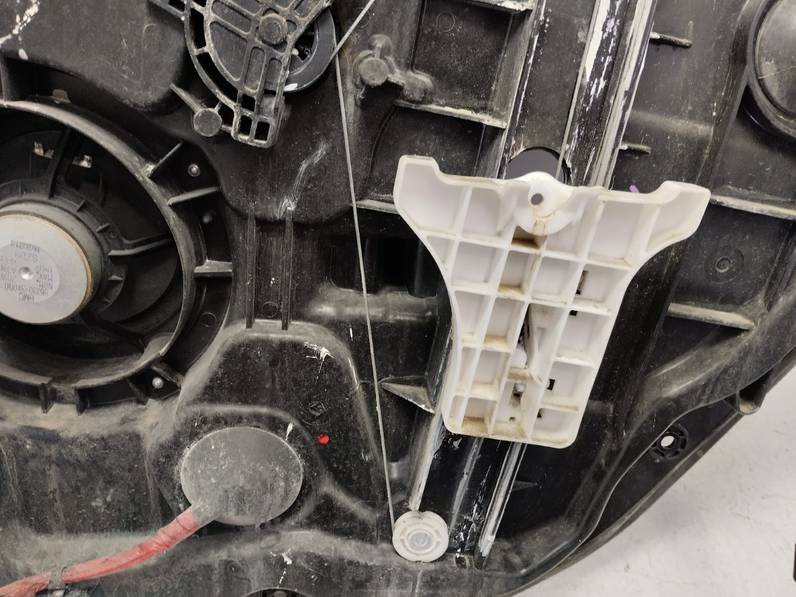 ELEVALUNAS TRASERO IZQUIERDO HYUNDAI ELANTRA 2012 1.6 (132 CV)