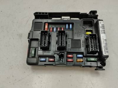 CAJA RELES FUSIBLES CITROEN XSARA PICASSO 2005 1.6 (95 CV)