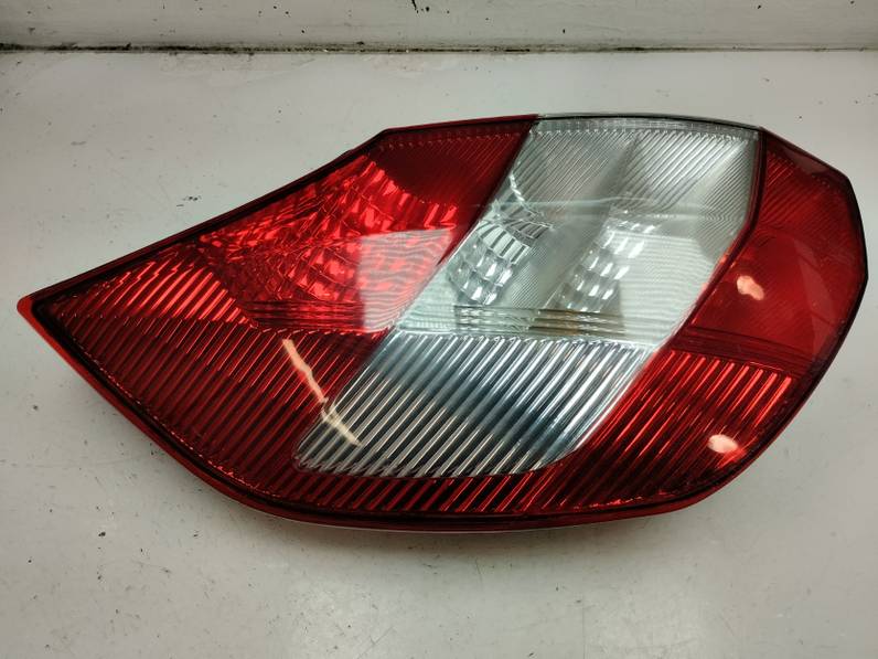 PILOTO TRASERO IZQUIERDO RENAULT SCENIC II 2006 1.5 DCI D (106 CV)