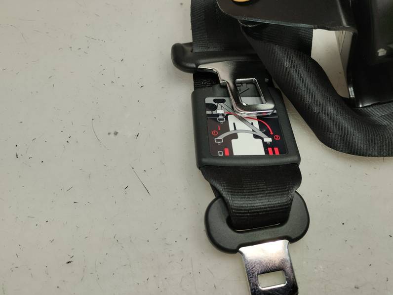 CINTURON SEGURIDAD TRASERO CENTRAL HYUNDAI TUCSON 2020 1.6 (132 CV)