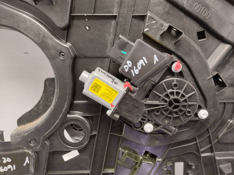 ELEVALUNAS DELANTERO DERECHO HYUNDAI TUCSON 2020 1.6 (132 CV)