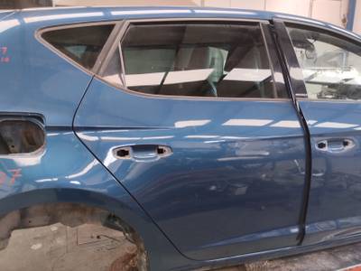 PUERTA TRASERA DERECHA SEAT LEON 2017 1.6 TDI (110 CV)