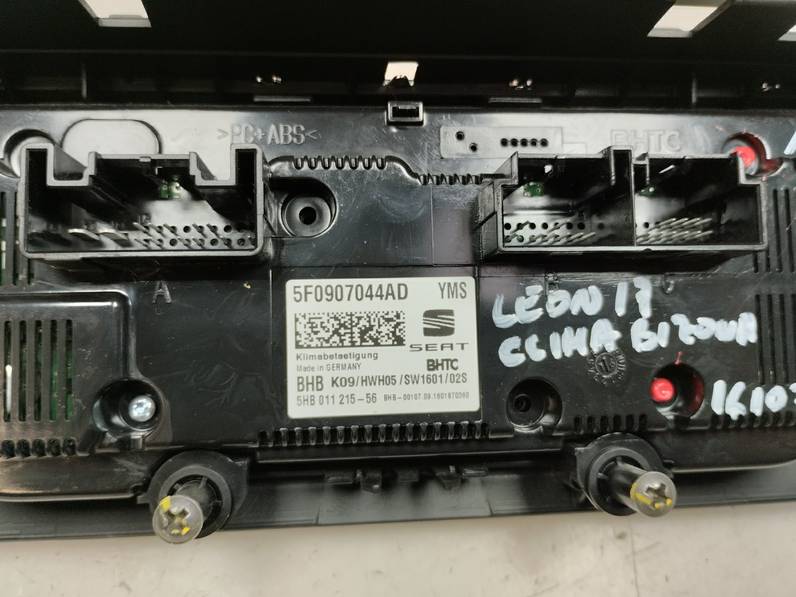 MANDO CLIMATIZADOR SEAT LEON 2017 1.6 TDI (110 CV)