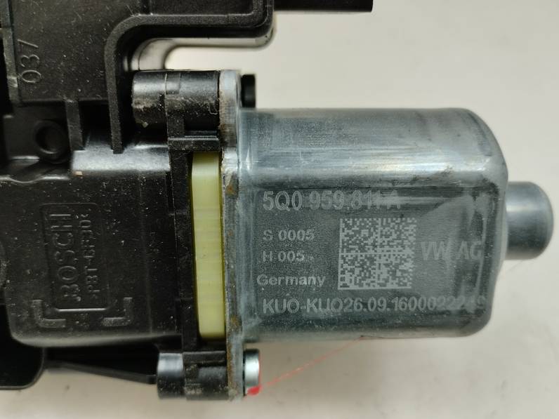 MOTOR ELEVALUNAS TRASERO IZQUIERDO SEAT LEON 2017 1.6 TDI (110 CV)