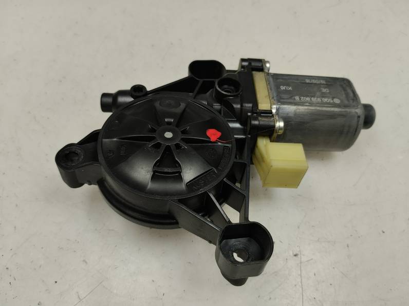 MOTOR ELEVALUNAS DELANTERO DERECHO SEAT LEON 2017 1.6 TDI (110 CV)