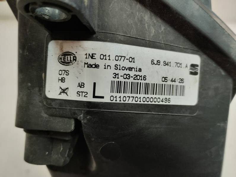 FARO ANTINIEBLA IZQUIERDO SEAT LEON 2017 1.6 TDI (110 CV)