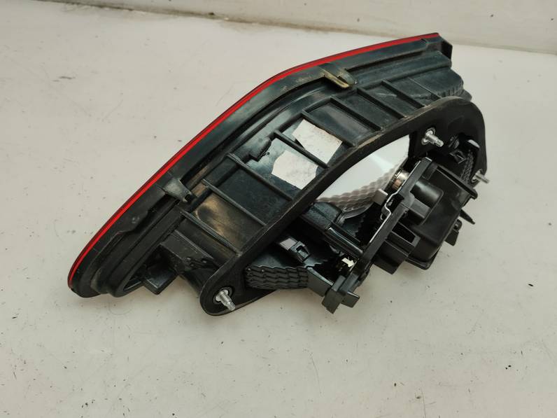 PILOTO TRASERO DERECHO INTERIOR SEAT LEON 2017 1.6 TDI (110 CV)