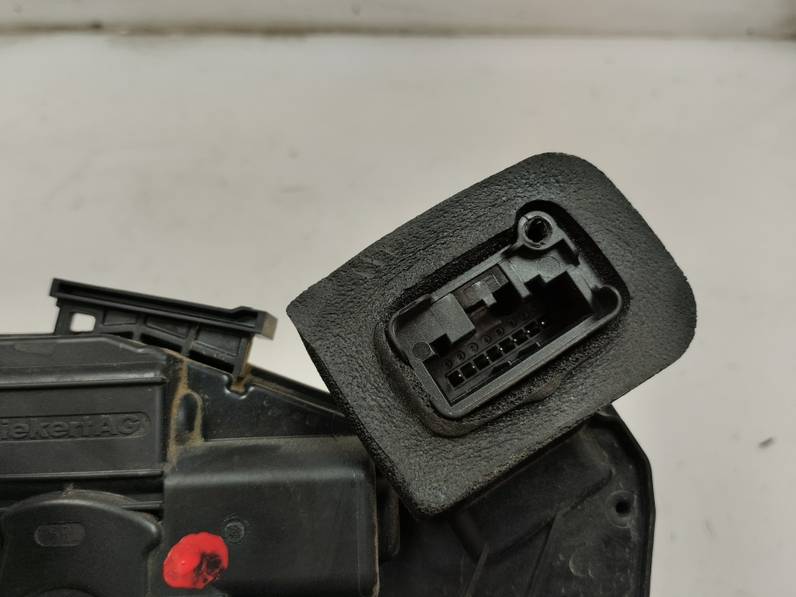 CERRADURA PUERTA DELANTERA DERECHA SEAT LEON 2017 1.6 TDI (110 CV)