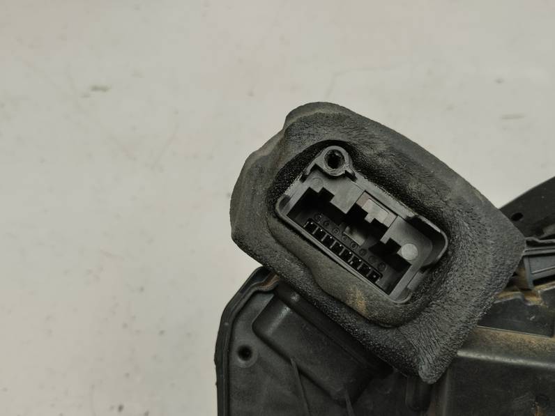 CERRADURA PUERTA TRASERA IZQUIERDA SEAT LEON 2017 1.6 TDI (110 CV)