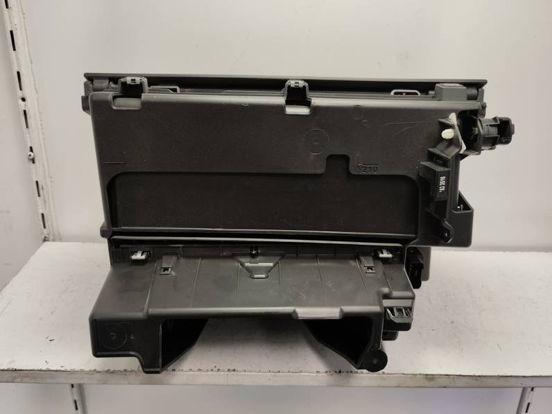 GUANTERA SEAT LEON 2017 1.6 TDI (110 CV)