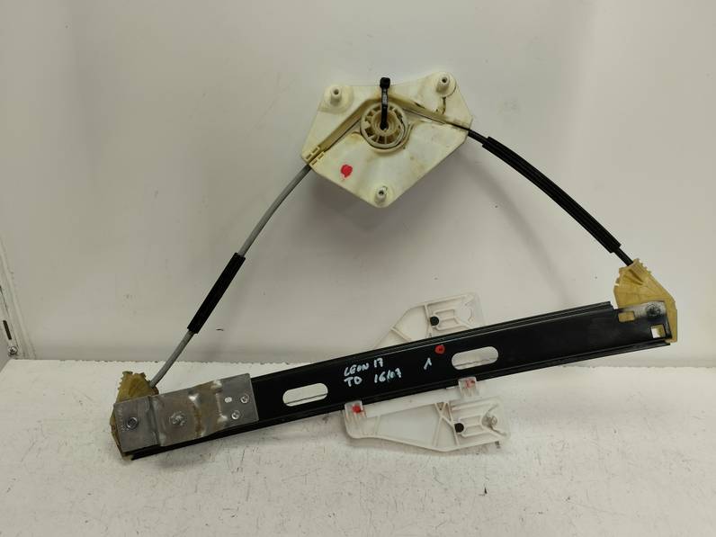 ELEVALUNAS TRASERO DERECHO SEAT LEON 2017 1.6 TDI (110 CV)