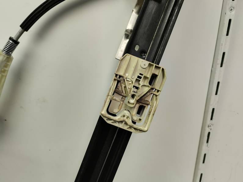 ELEVALUNAS DELANTERO IZQUIERDO SEAT LEON 2017 1.6 TDI (110 CV)