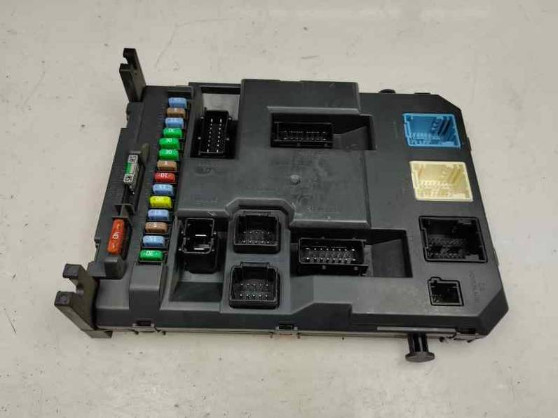 CAJA RELES FUSIBLES CITROEN C3 2010 1.1 (60 CV)