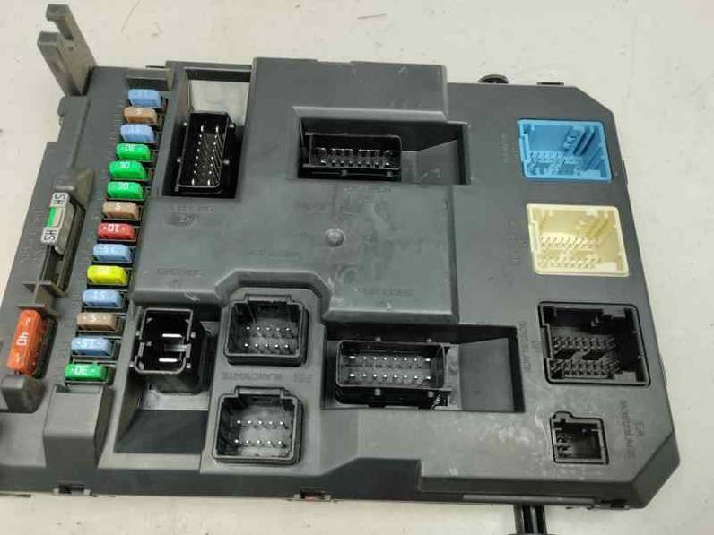 CAJA RELES FUSIBLES CITROEN C3 2010 1.1 (60 CV)