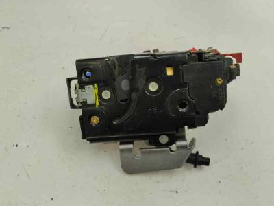 CERRADURA PUERTA DELANTERA DERECHA AUDI A3 2003 1.9 TDI (105 CV)